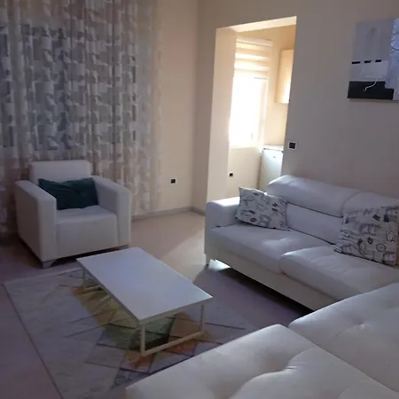 Apartament New 9 *